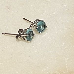 925 sterling silver CZ blue stones earrings